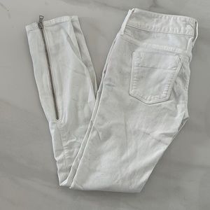 Black Orchid White Jeans with Zipper Detail size 25